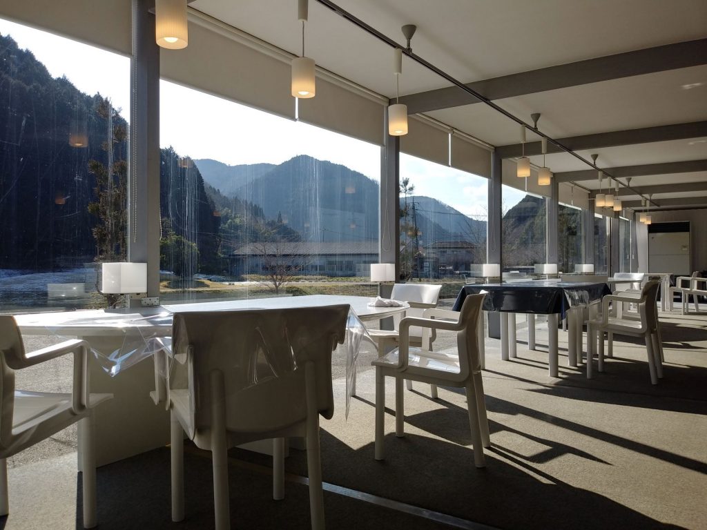 レストラン　内観